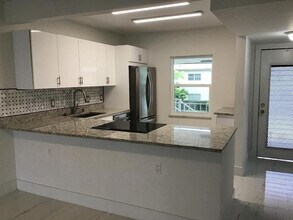 Building Photo - 7600 NW 4th Pl