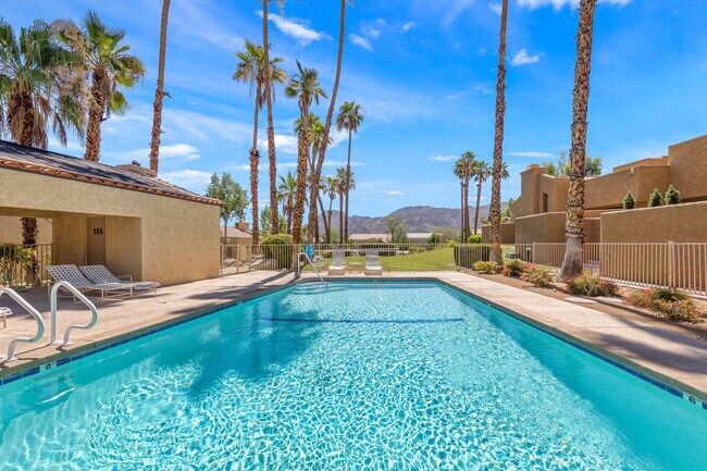 Building Photo - 49069 Mariposa Dr