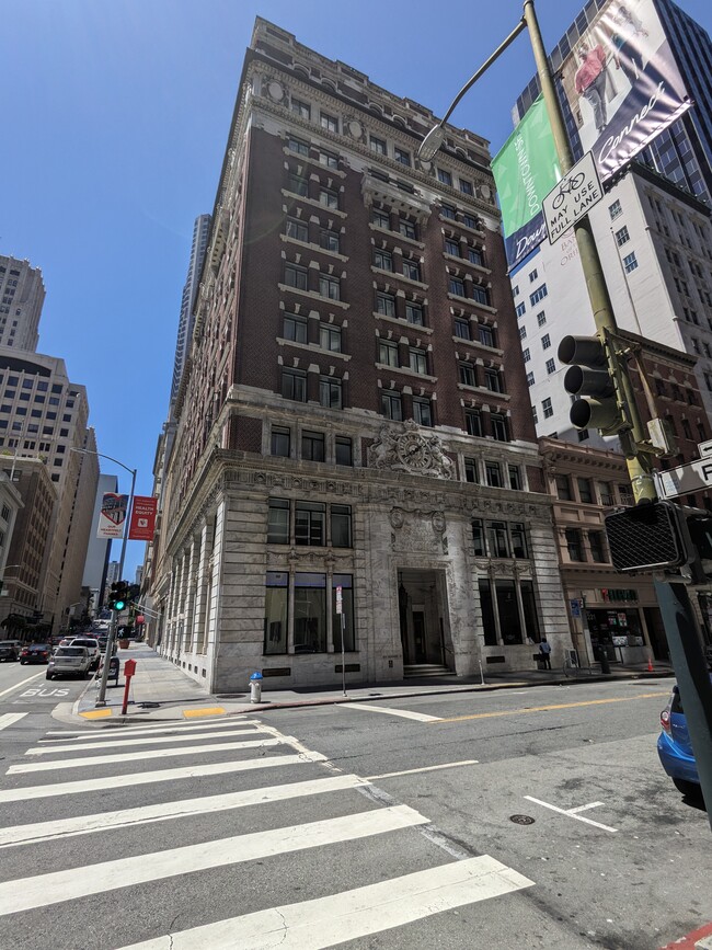 Building Photo - 201 Sansome St