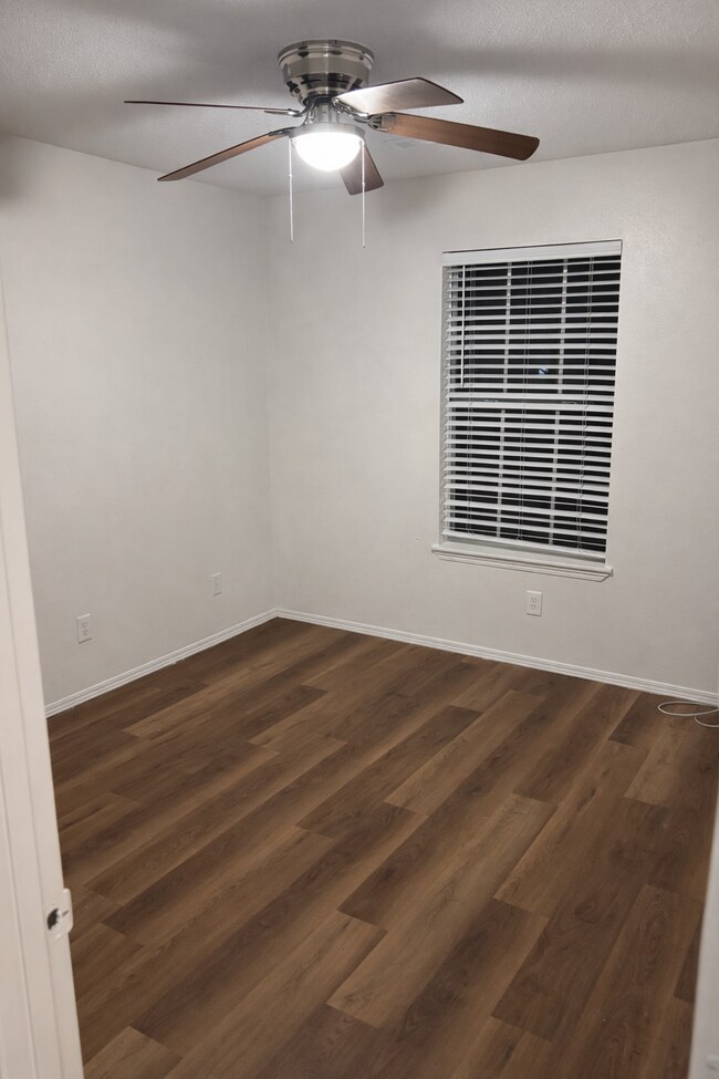 Building Photo - 2920 Dawn Ct