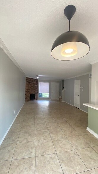 Building Photo - 2601 S Braeswood Blvd