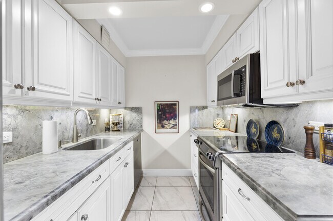 Building Photo - 1208 Marine 901 Way