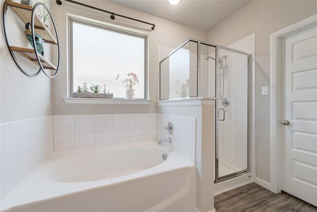 Building Photo - 3332 Flatiron Dr
