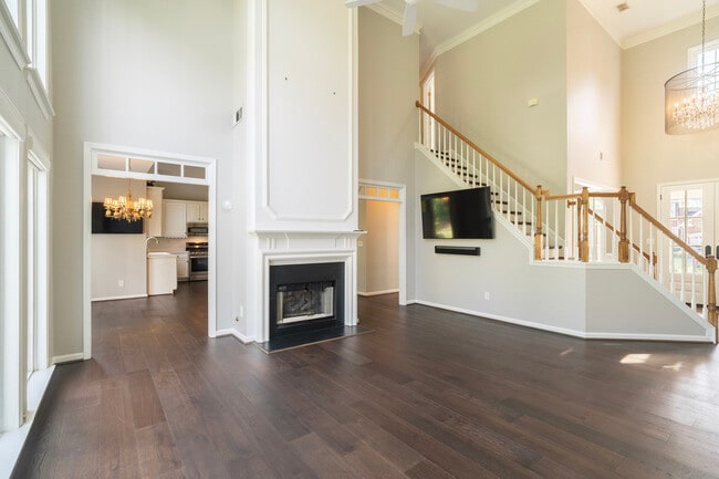 Building Photo - 6850 Weatherstone Way