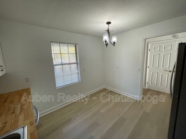 Building Photo - 1422 Stratton Pl Dr