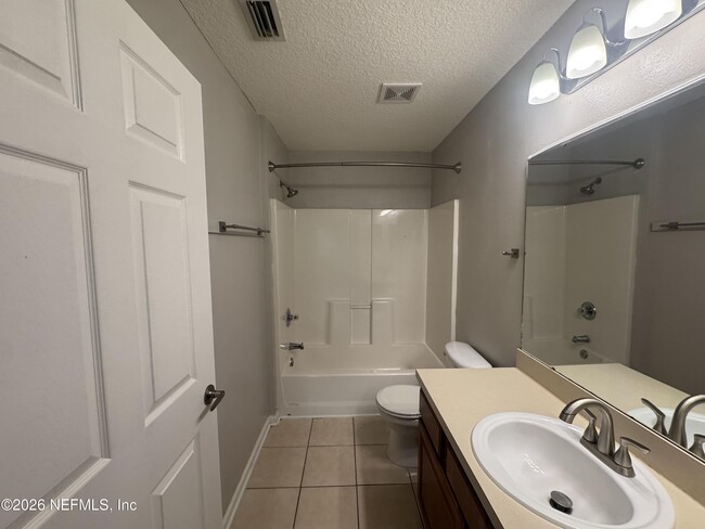 Building Photo - 6099 Maggies Cir