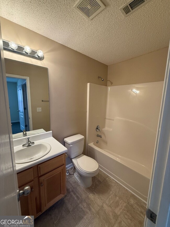 Building Photo - 248 Fern Ridge Ct