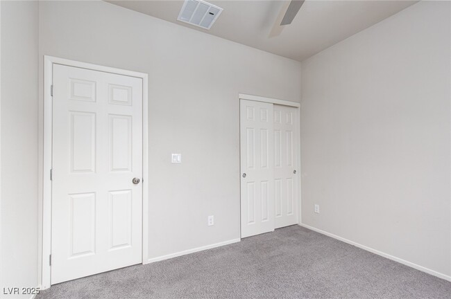 Building Photo - 4740 Blaise Ave