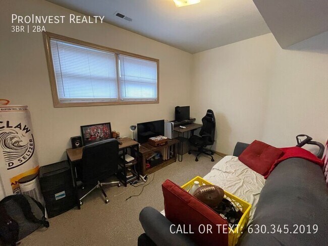 Building Photo - 1423 W Cortez-2
