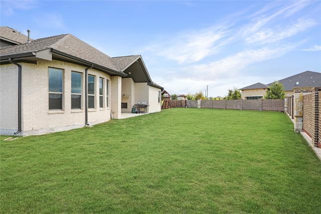 Building Photo - 890 Stanley St