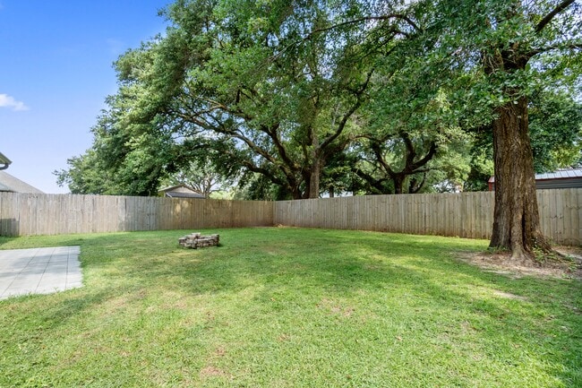 Building Photo - 3928 Fielding Ct