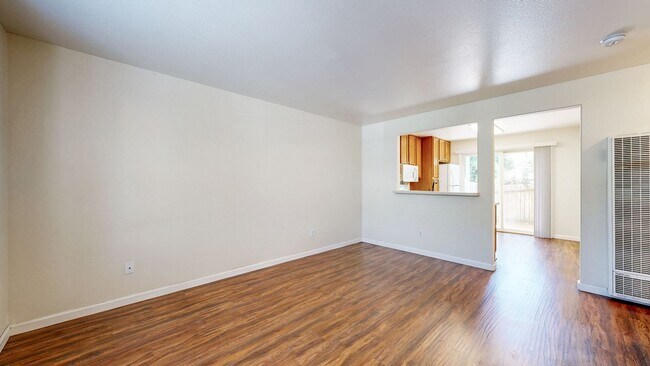 Building Photo - 1211 Hidden Creek Pl