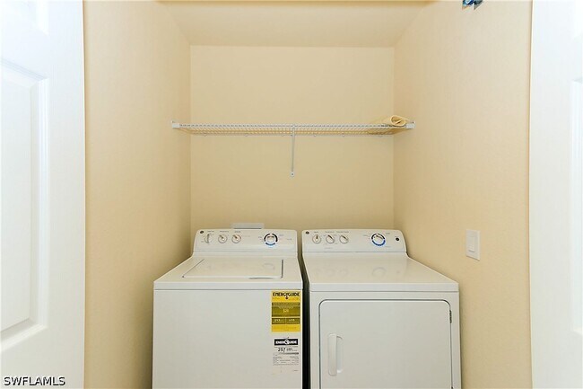 Building Photo - 9554 Trevi Ct