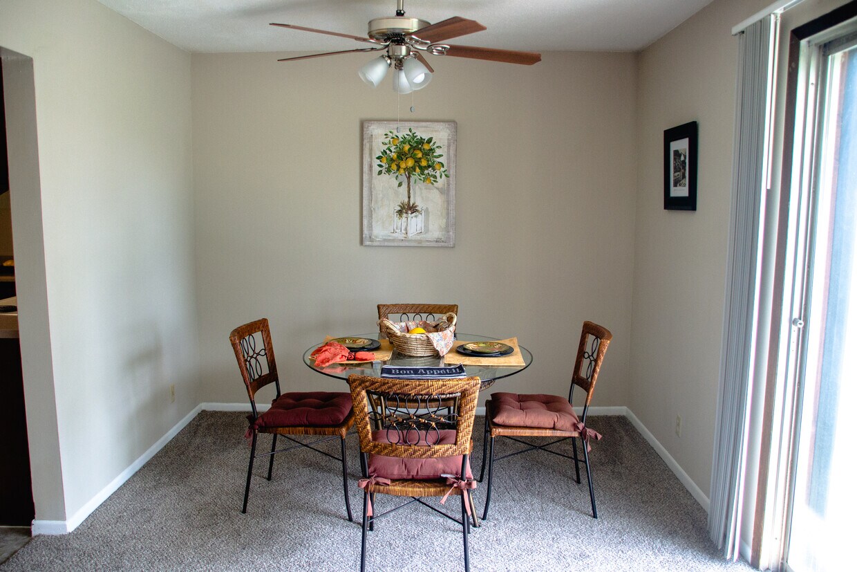 Quail Creek Apartments Lawrence