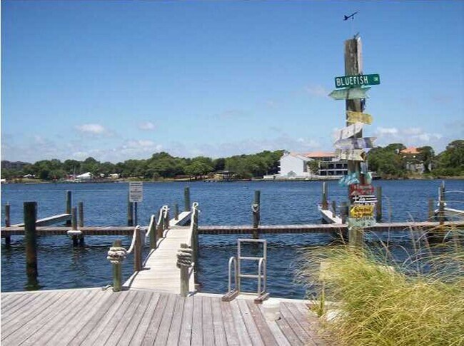 Primary Photo - 333 Bluefish Dr