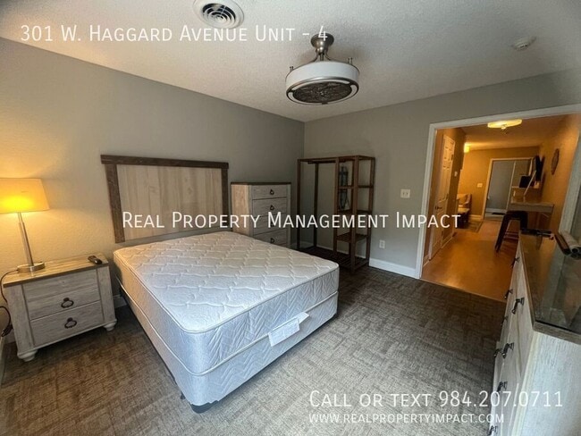 Building Photo - 301 W Haggard Ave