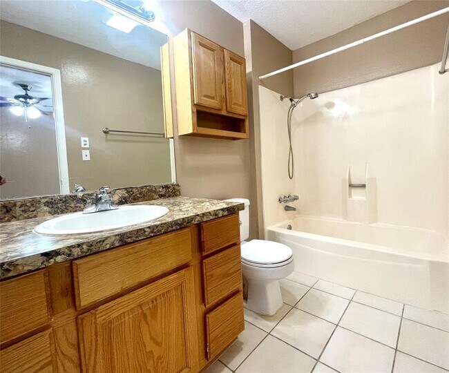 Building Photo - 11600 Fast Horse Dr