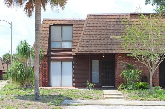 Building Photo - 1836 N Crystal Lake Dr