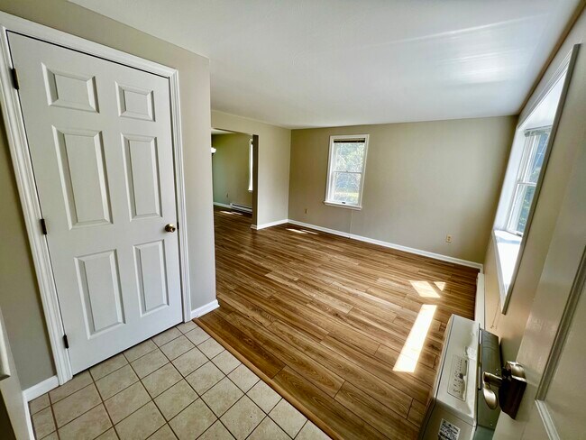 Building Photo - 75 Baldwin Dr
