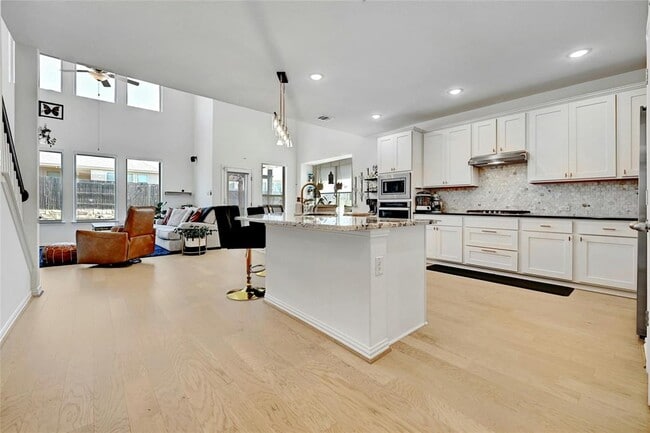 Building Photo - 303 Cherrystone Loop