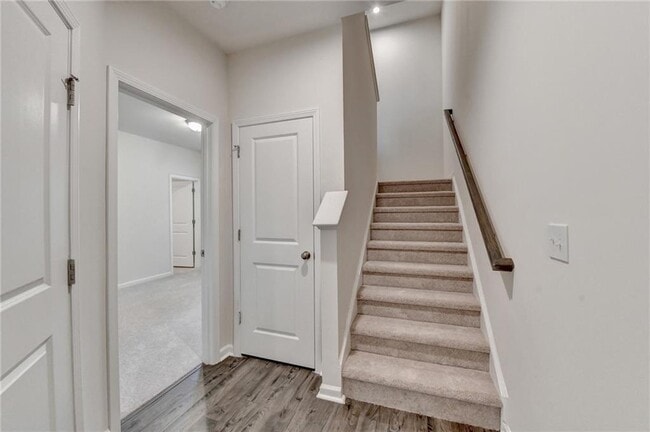 Building Photo - 3587 Hidden Valley Cir