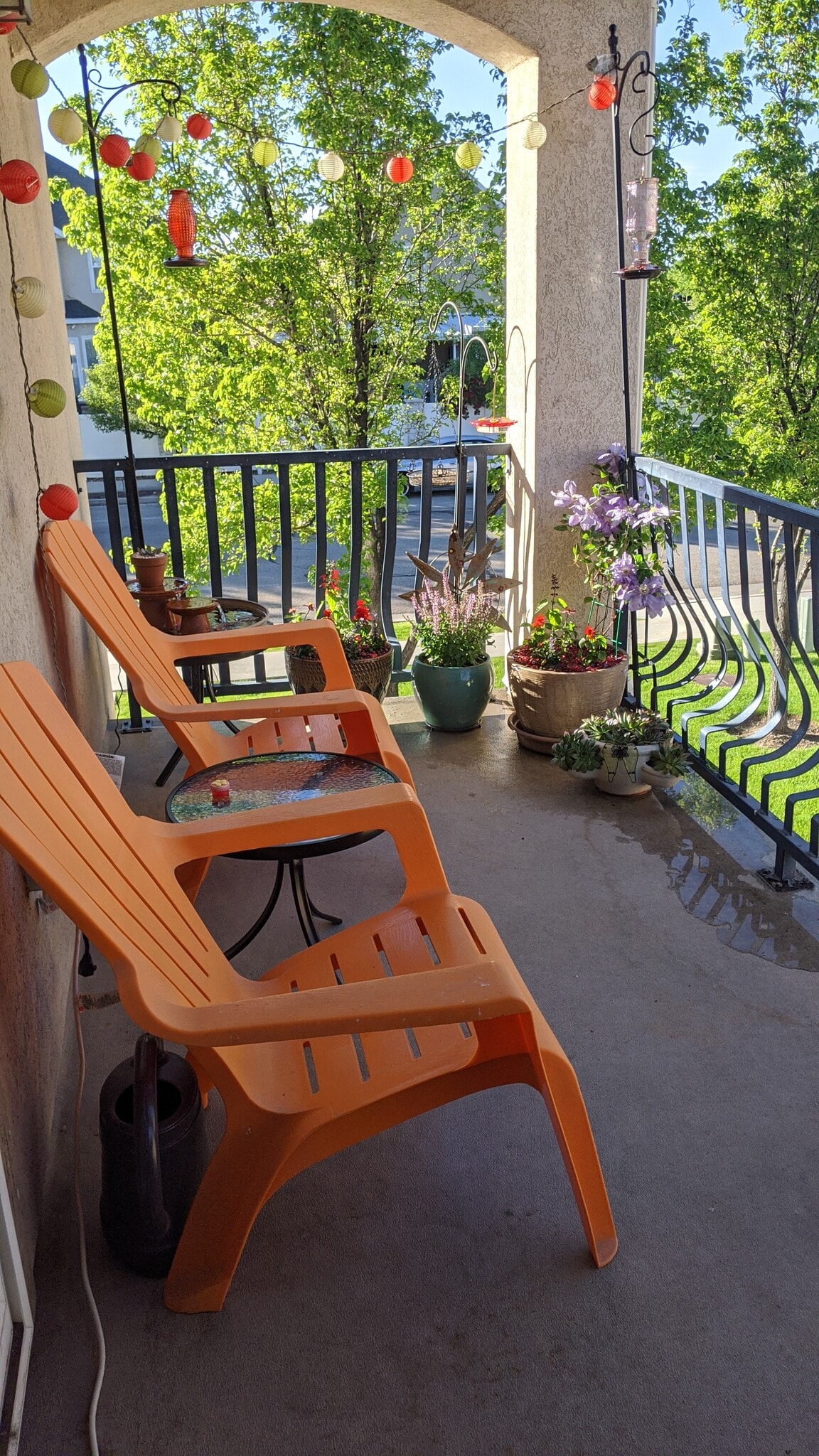 Large balcony with room for chairs and a bbq - 3953 W Watkins Way