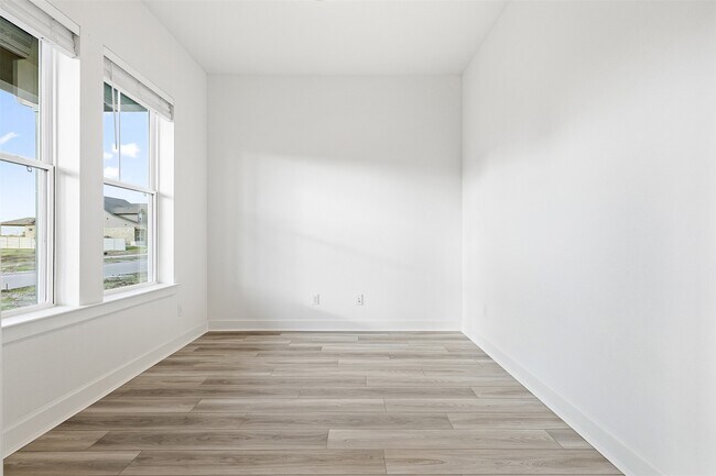 Building Photo - 5511 Orangery Ln