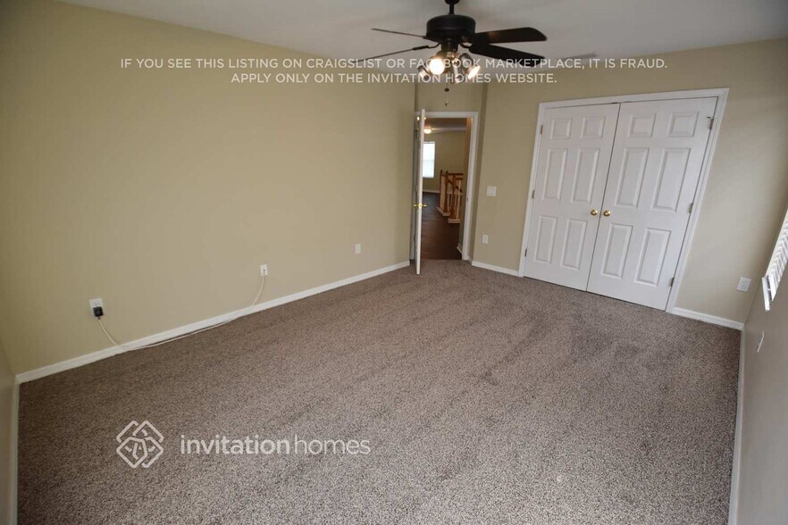 Building Photo - 11135 Golden Silence Dr