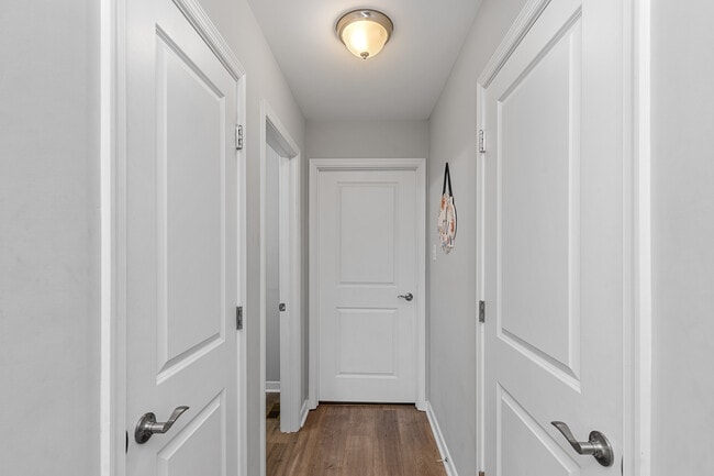 Building Photo - 2446 Gracie White Cir