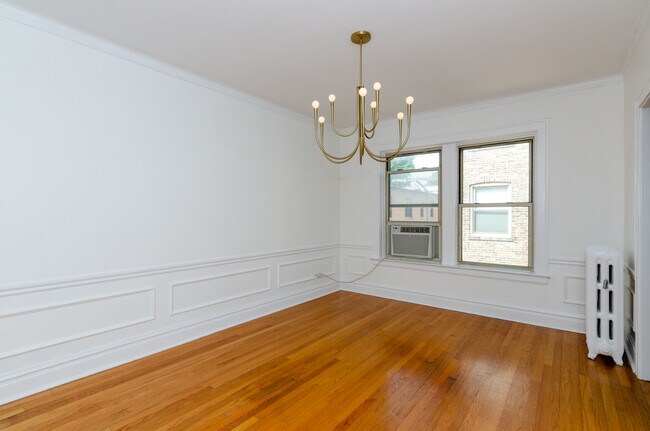 Building Photo - 407 S East Ave