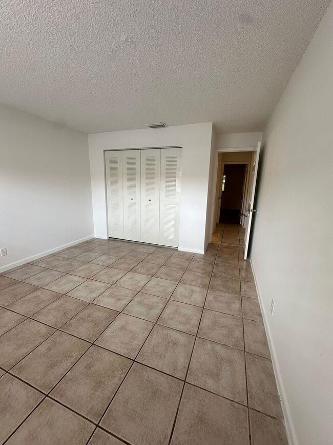 Building Photo - 10551 NW 45th St