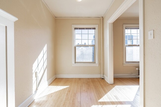 Interior Photo - Roosevelt Apartments