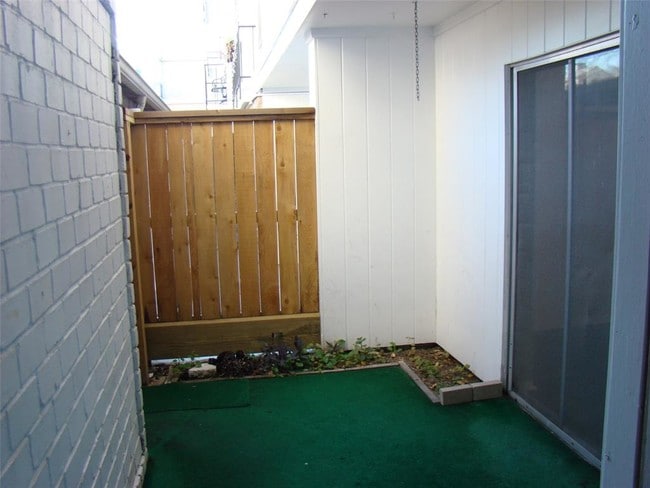 Building Photo - 505 Westcott St