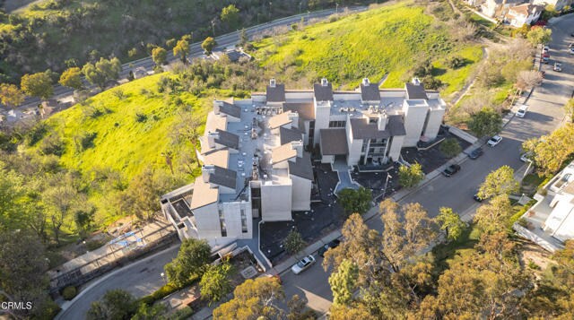 Building Photo - 4239 Vía Arbolada