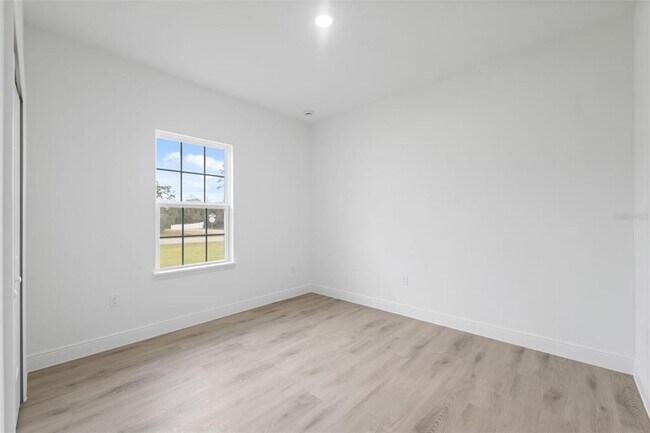 Building Photo - 2273 SW 158th St Rd