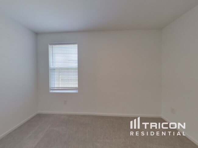 Building Photo - 3060 Dawn Sound Dr