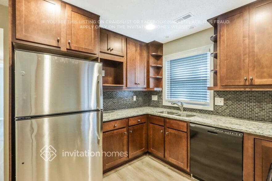 Building Photo - 8535 Timbercrest Cir