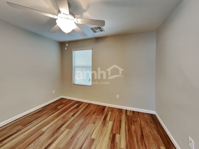 Building Photo - 20744 W Thomas Rd