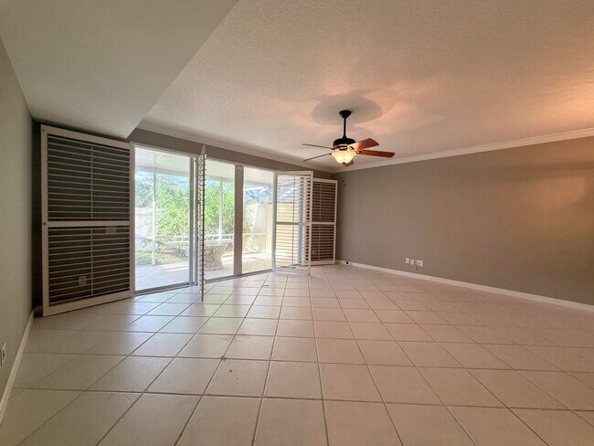 Building Photo - 2205 Telogia Ct