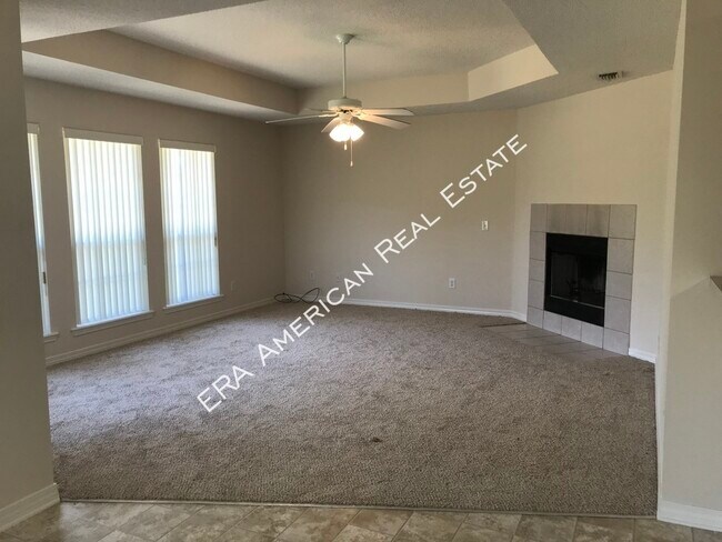 Building Photo - 2642 Hidden Creek Dr