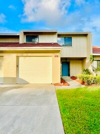 Building Photo - 1584 SW Crossing Cir
