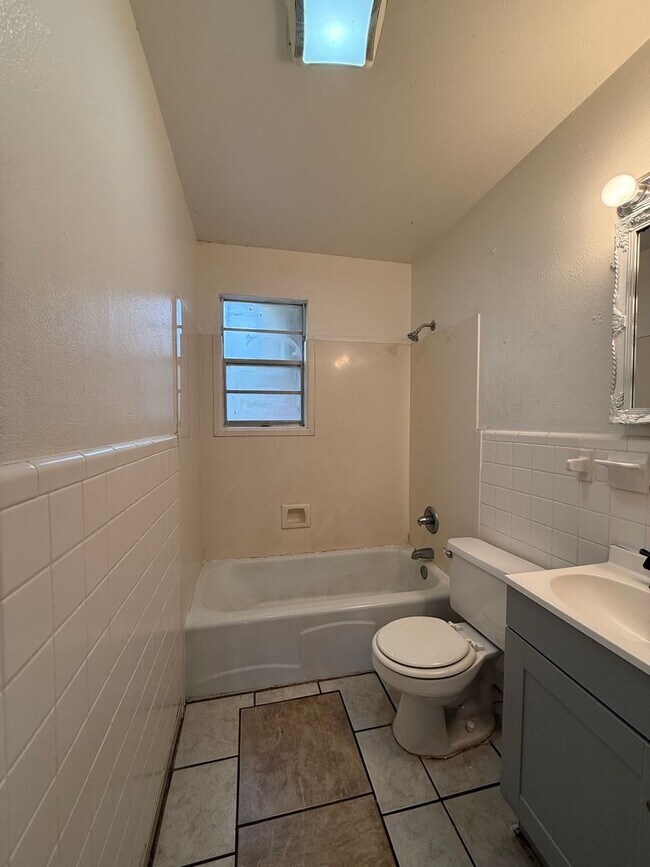 Building Photo - Room To Stretch