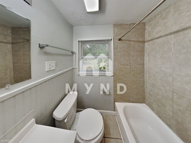 Building Photo - 2 br, 1 bath House - 1200 Daniel Dr