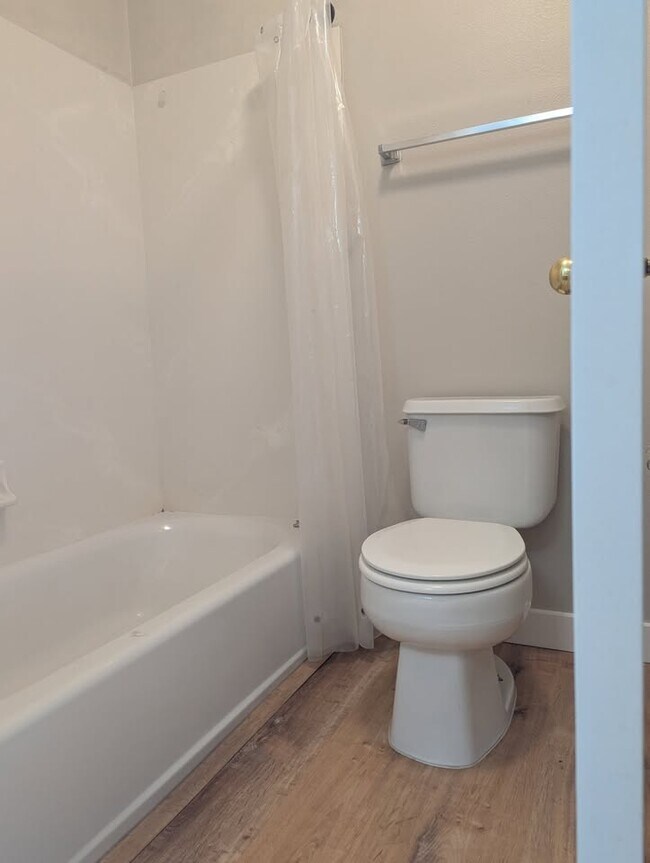 Building Photo - Countrywoods Condo 1274 S