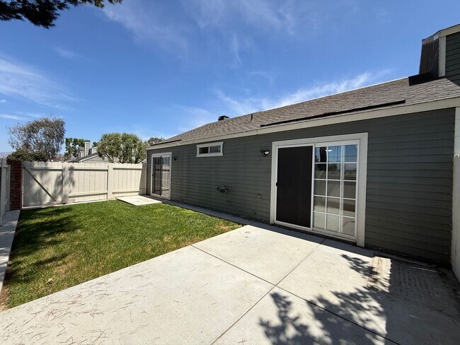 Building Photo - 1623 Point Lobos Ln