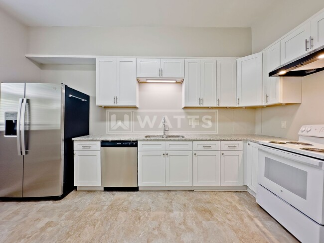 Building Photo - 1022 28th Pl S