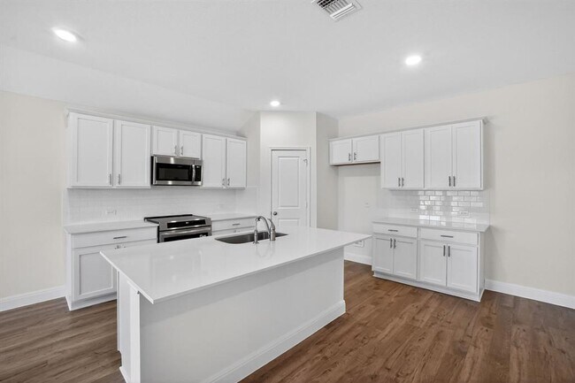 Building Photo - 289 Rivers Edge Dr