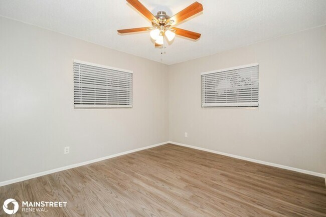 Building Photo - 107 Inwood Circle, Brandon, FL 33510