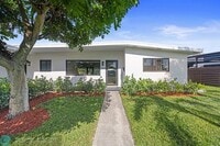 Building Photo - 315 E Jasmine Dr