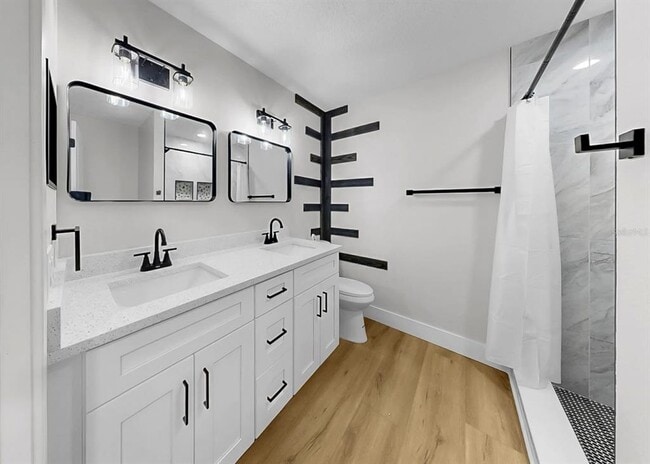 Building Photo - 6515 Santiago Ct